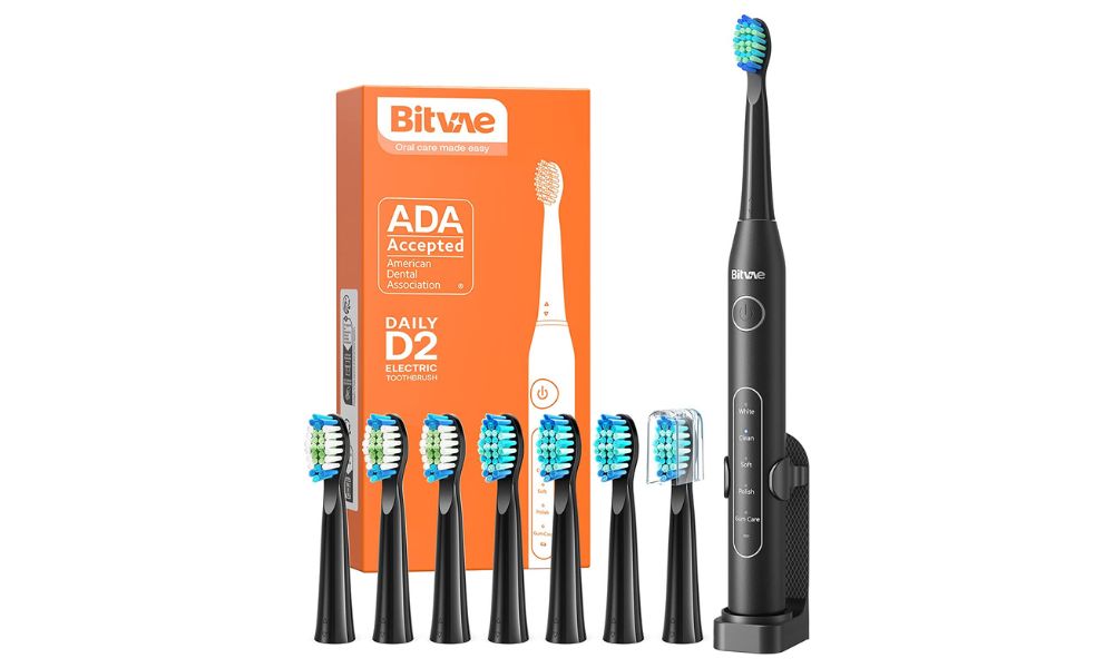 Cepillo de dientes eléctrico Bitvae D2 de color negro